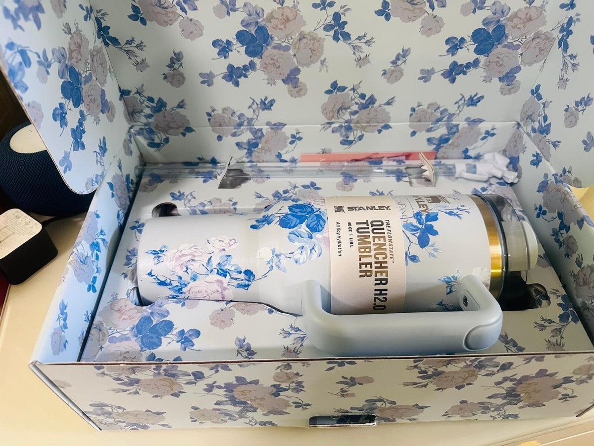 40oz Love Shack Fancy x Stanley Limited Edition Tumbler – Ever Blooming Rosettes